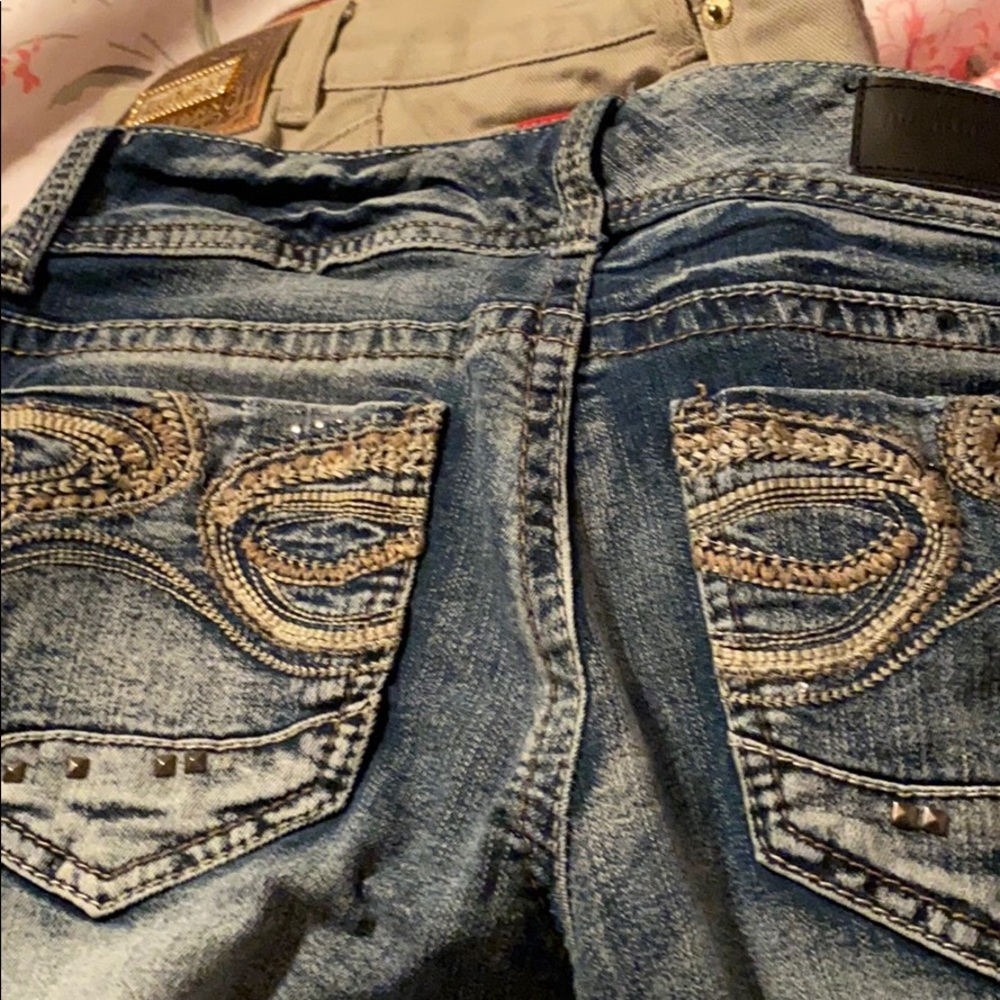 Jeans